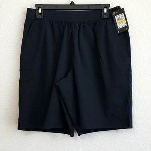 Under Armour Mens Vented Shorts - Black